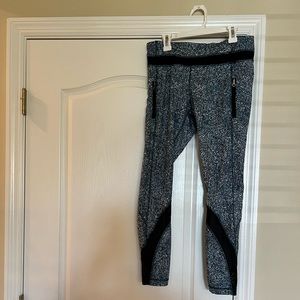 Lululemon Inspire Tight II Alberta Lake Size 8